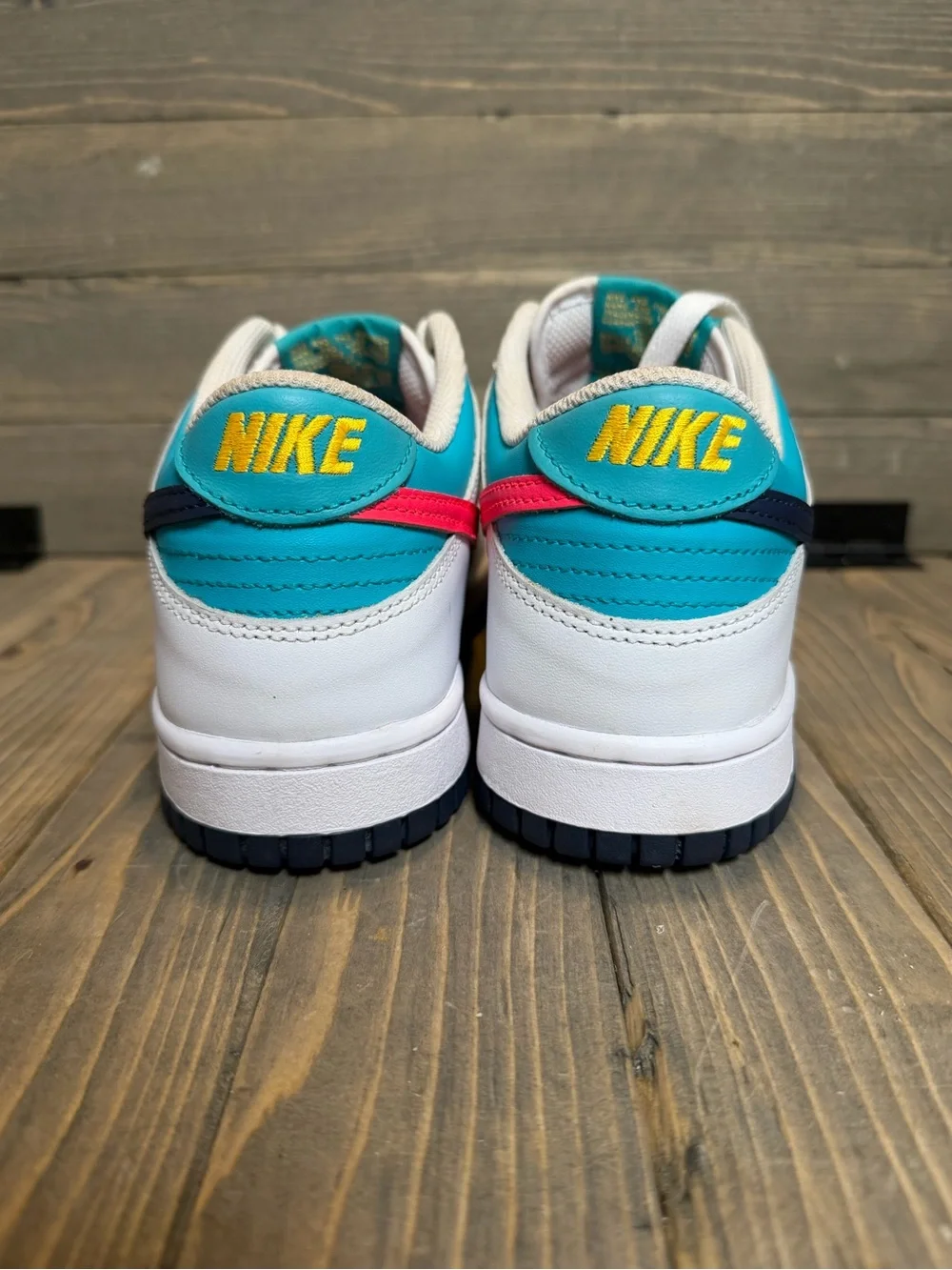 Nike Dunk Low Dusty Cactus Teal Pink Navy Sneakers 7Y / Women’s 8.5